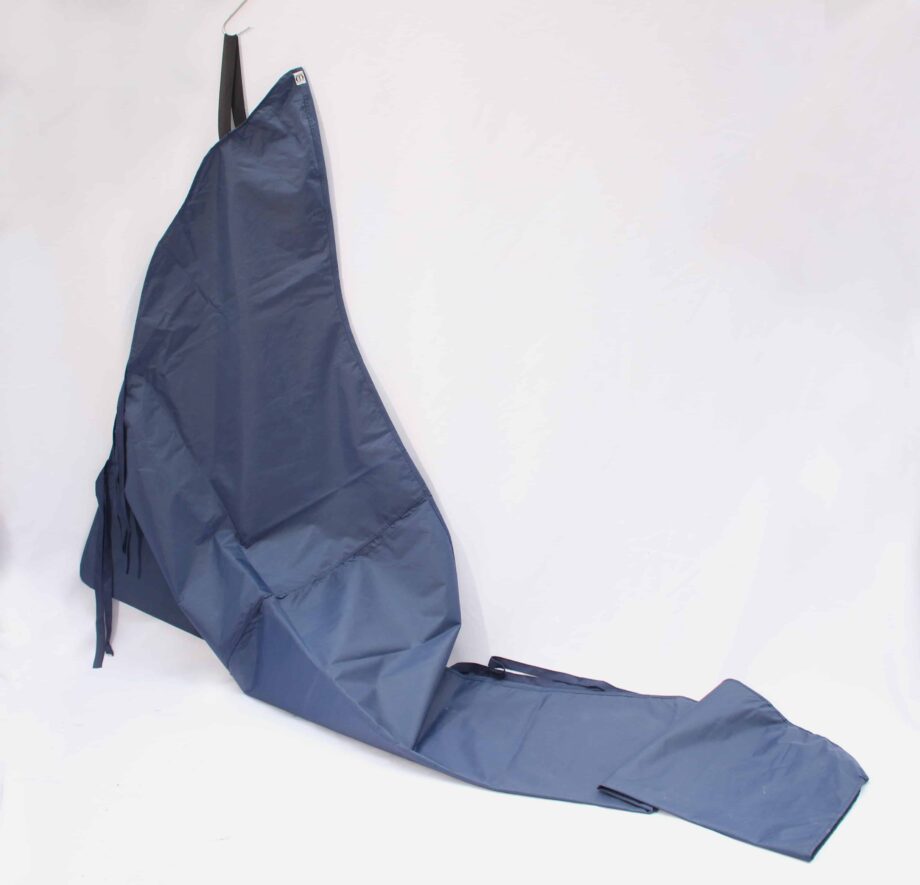 Art.372 - Manta azul nylon cubre caballo - calidad total