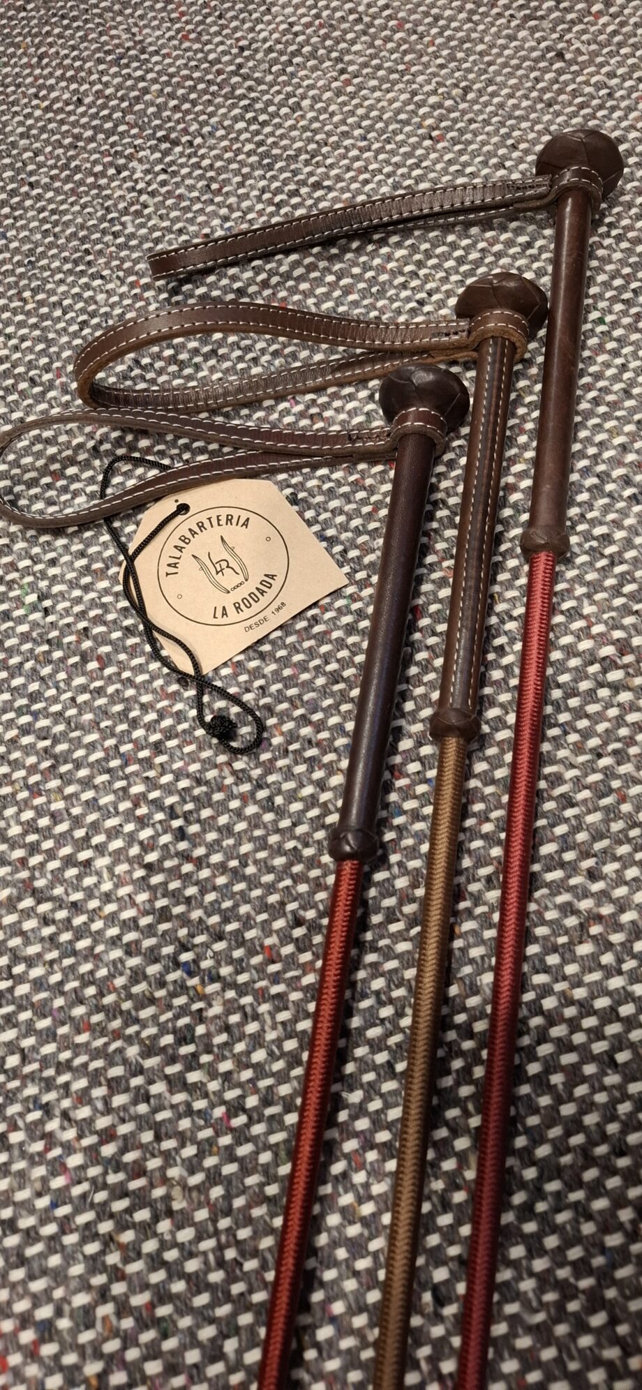 Fusta  Polo calidad profesional mango cuero vacuno con costura