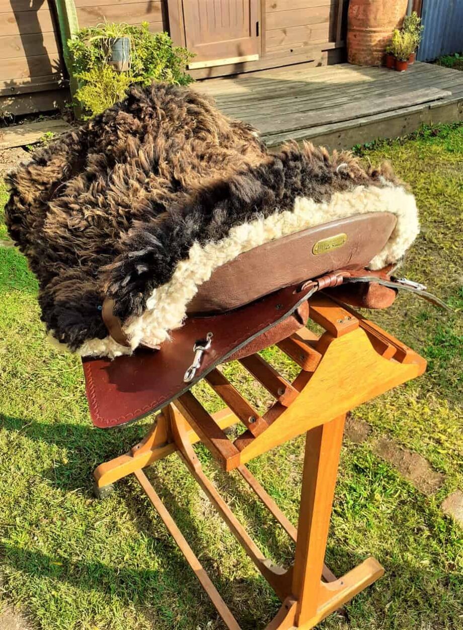 Montura Chilena o Sureña Premium; hecha a mano con carcasa de fibra de vidrio y armazón de madera con basteras de latex -  Único  - Calidad y tradición La Rodada, desde 1968
