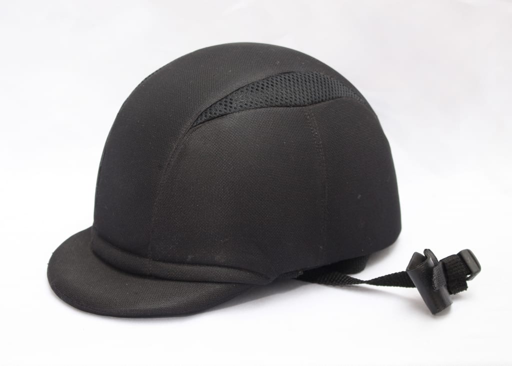 Art.189 -  Casco especial Equitación; salto  y otros usos ecuestres - Calidad & Tradición La Rodada