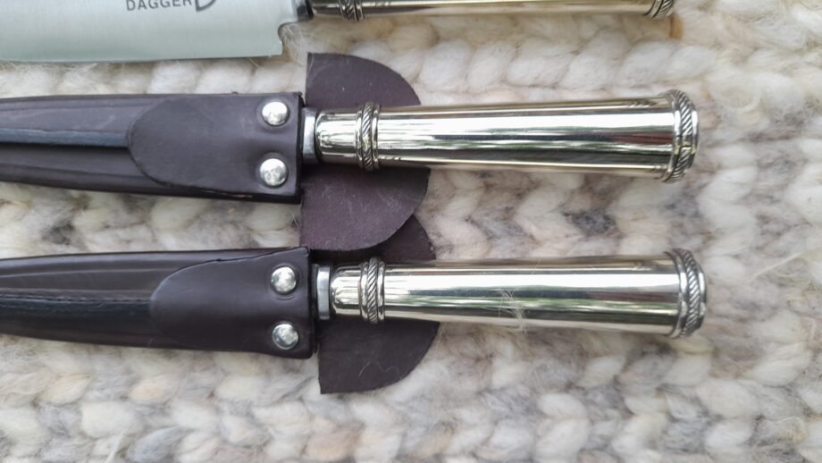 Cuchillo Premium cabo de Alpaca lisa y cincelado - Hoja alemana acero inox.  14cm