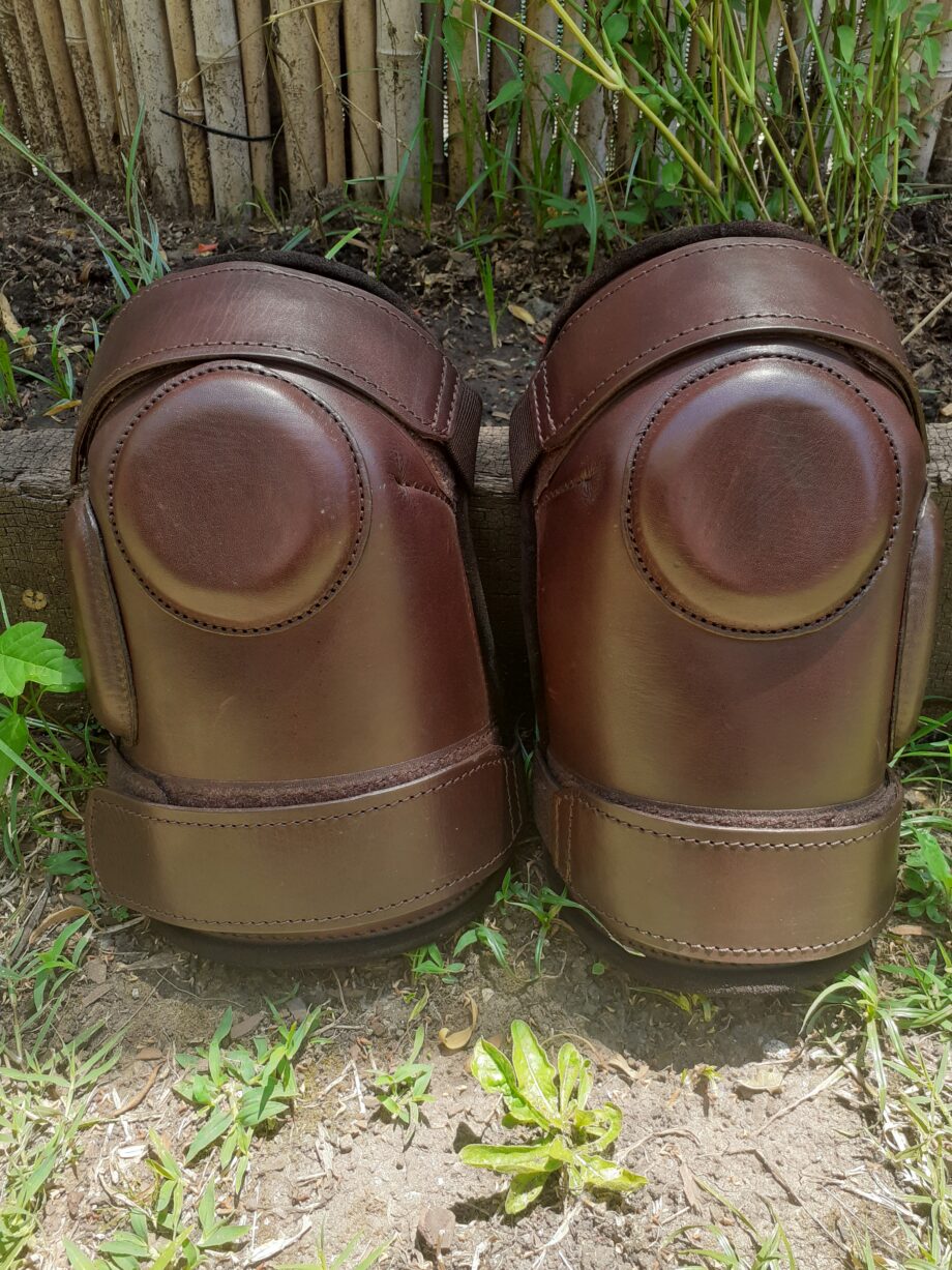 Rodillera Pro Polo cuero vacuno La Rodada