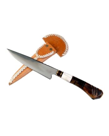 Cuchillo hoja acero inoxidable 14cm cabo madera con ciervo y vaina cuero con costura de tiento